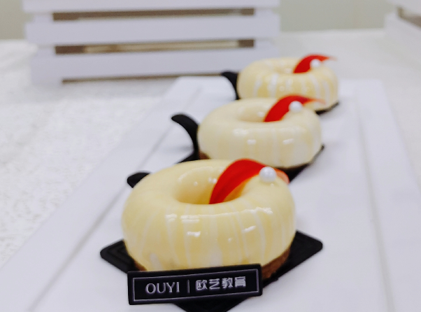 重庆有专业的面包培训班吗?学些什么内容好?
