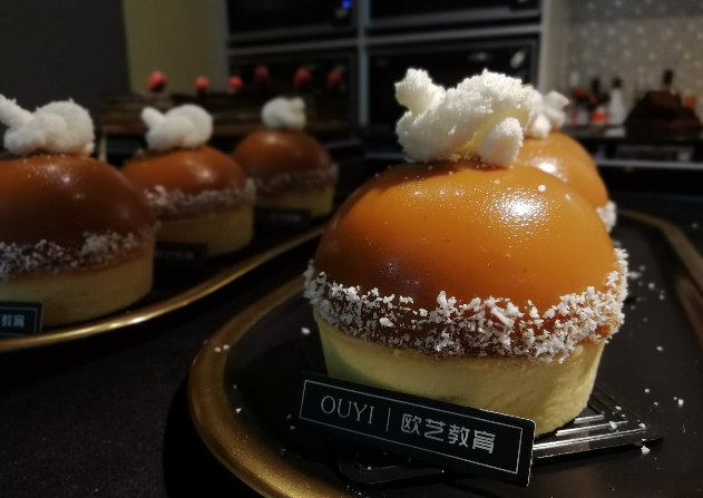 重庆学习蛋糕制作、学习蛋糕制作要多少费用、重庆学习蛋糕制作要多少费用