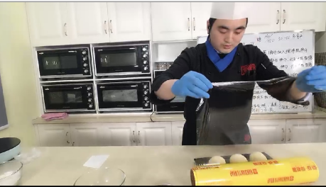 奶香吐司的做法+配方 这款吐司做法很容易掌握 烘焙小白也能轻松搞定