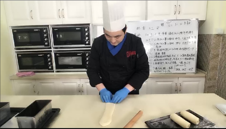 奶香吐司的做法+配方 这款吐司做法很容易掌握 烘焙小白也能轻松搞定